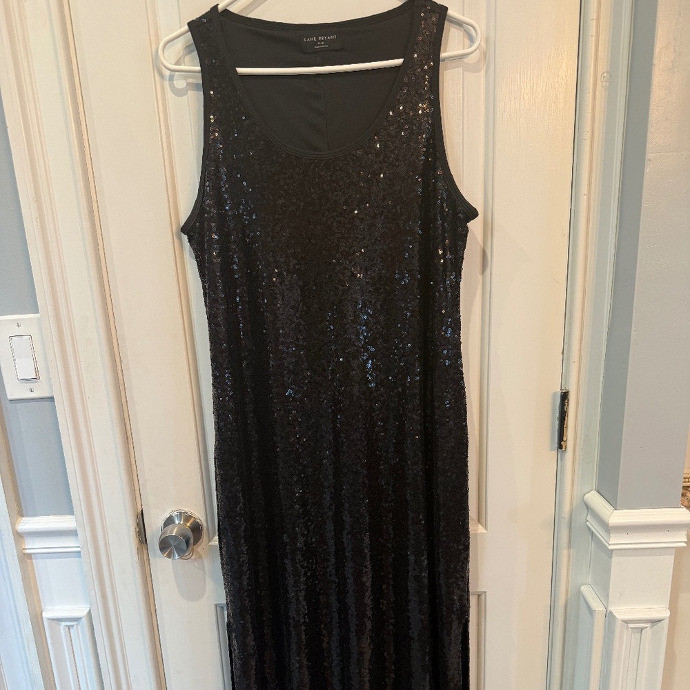 Women’s black sequined party dress